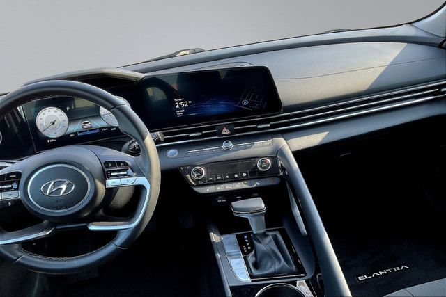 2023 Hyundai Elantra SEL - 22990219 - 24