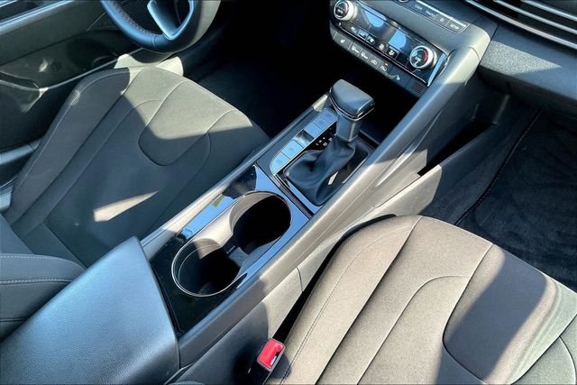 2023 Hyundai Elantra SEL - 22990219 - 28