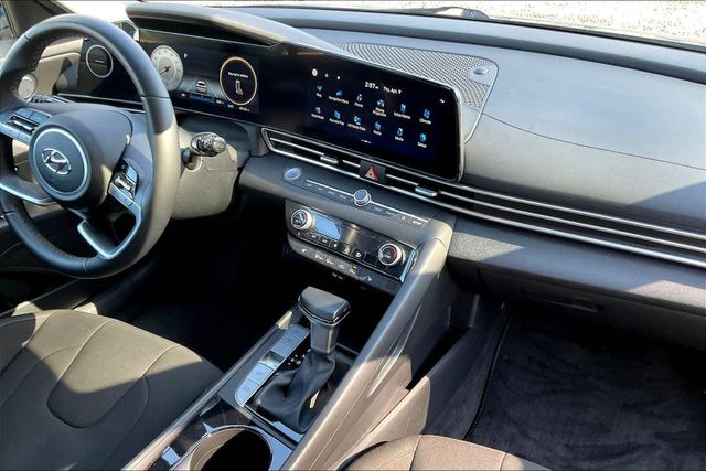 2023 Hyundai Elantra SEL - 22990219 - 29