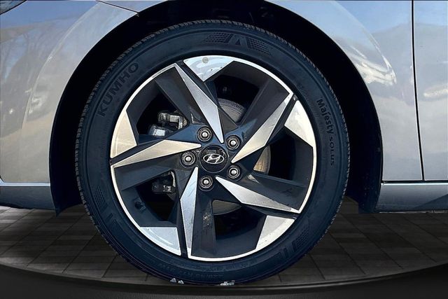 2023 Hyundai Elantra SEL - 22990219 - 35