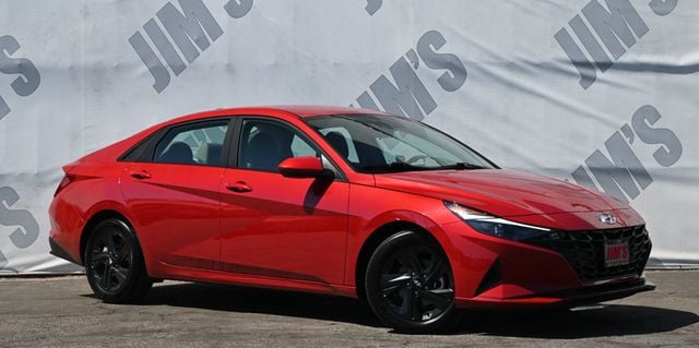 2023 Hyundai Elantra SEL IVT - 22892464 - 2
