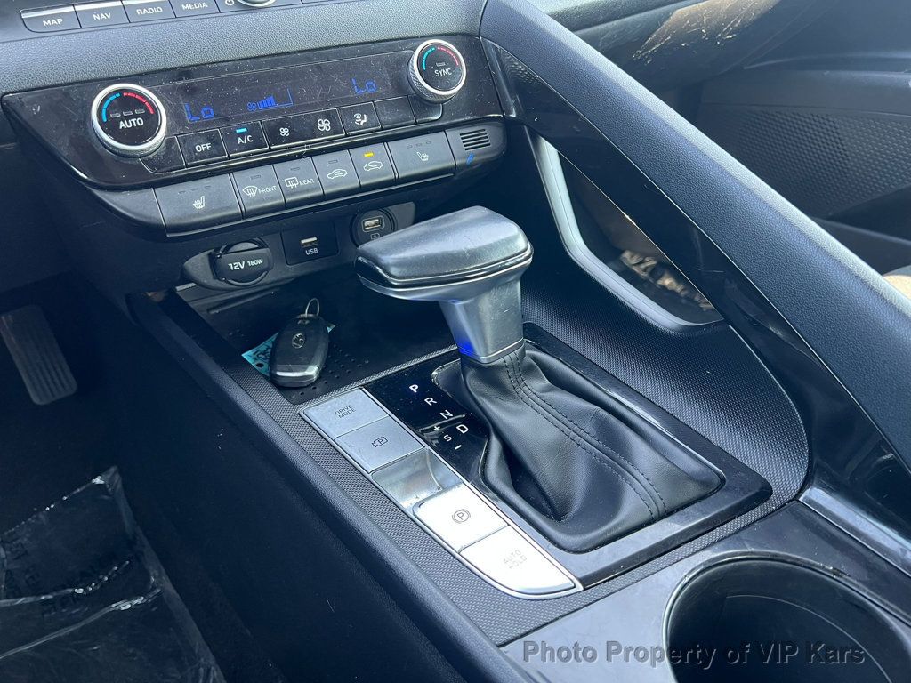 2023 Hyundai Elantra SEL Convenience photo 14