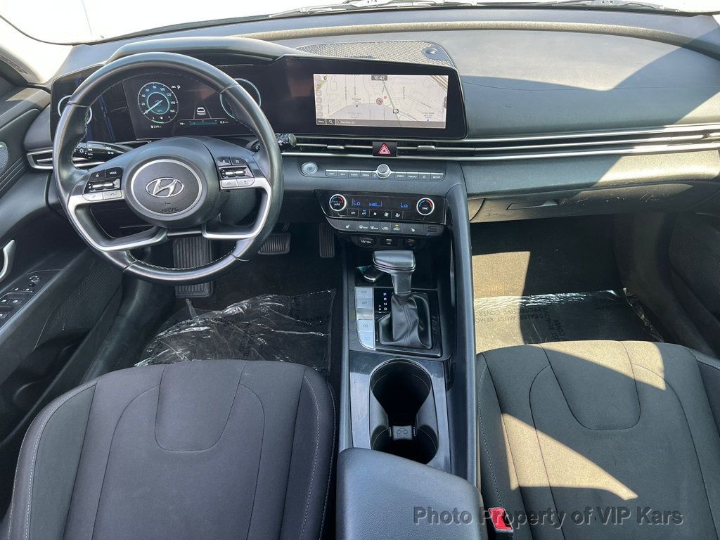 2023 Hyundai Elantra SEL Convenience photo 19