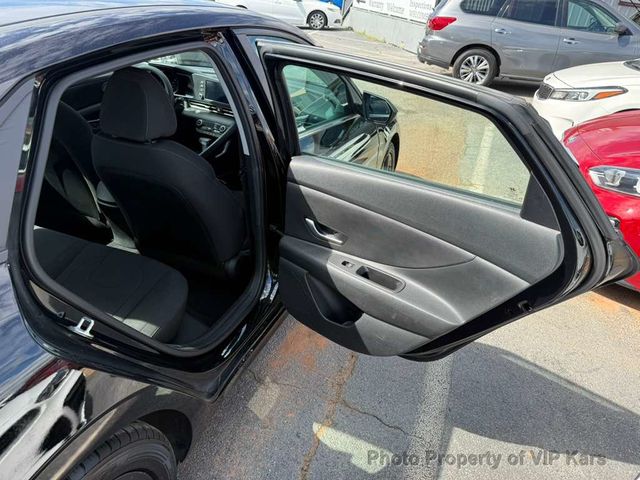 2023 Hyundai Elantra SEL IVT - 22994714 - 11