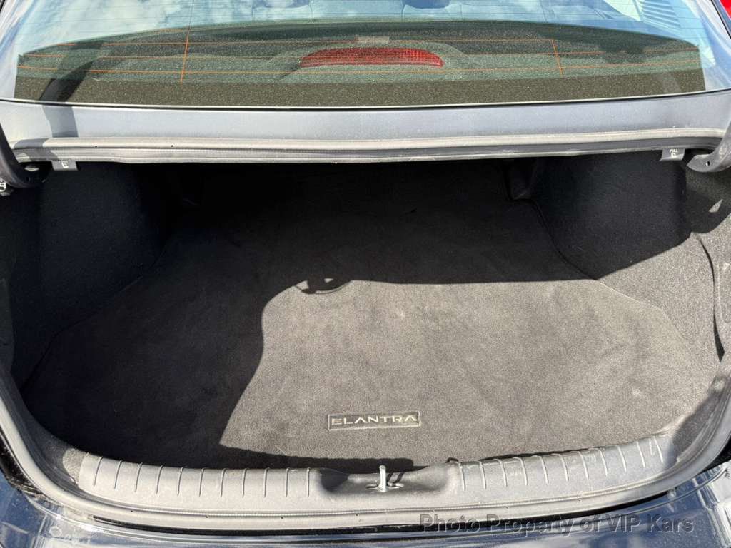 2023 Hyundai Elantra SEL IVT - 22994714 - 19