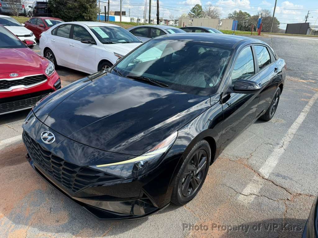 2023 Hyundai Elantra SEL IVT - 22994714 - 22