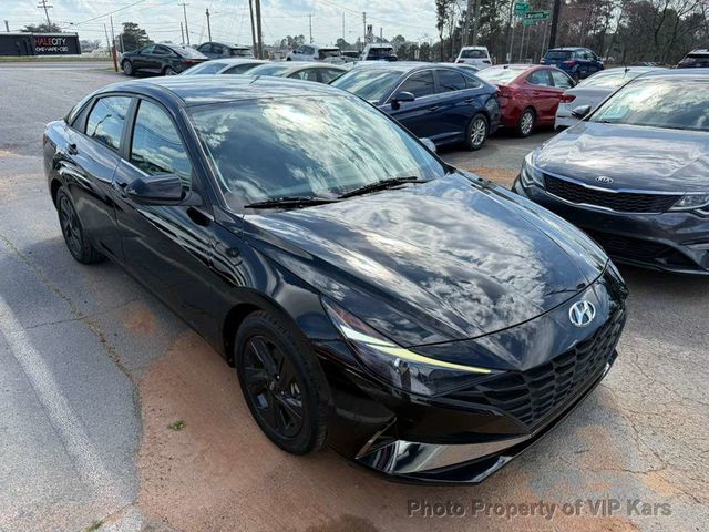 2023 Hyundai Elantra SEL IVT - 22994714 - 2