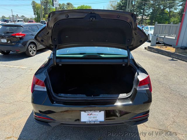 2023 Hyundai Elantra SEL IVT - 23009611 - 17