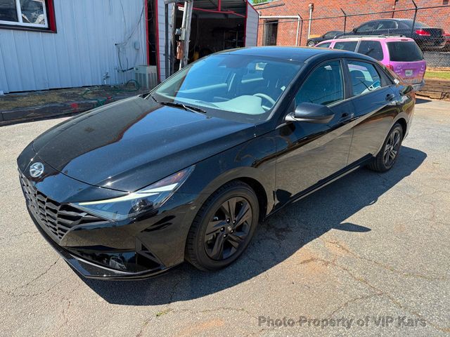 2023 Hyundai Elantra SEL IVT - 23009611 - 21