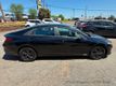 2023 Hyundai Elantra SEL IVT - 23009611 - 2