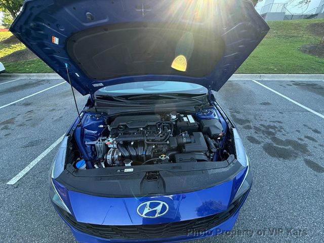 2023 Hyundai Elantra SEL IVT - 23035605 - 19
