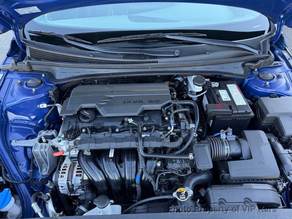 2023 Hyundai Elantra SEL IVT - 23035605 - 20