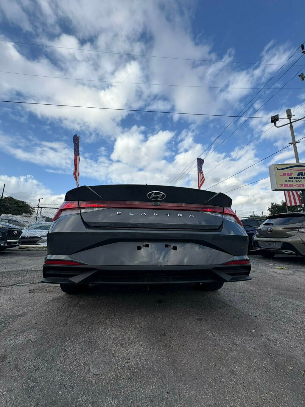 2023 Hyundai Elantra SEL IVT - 22953415 - 4