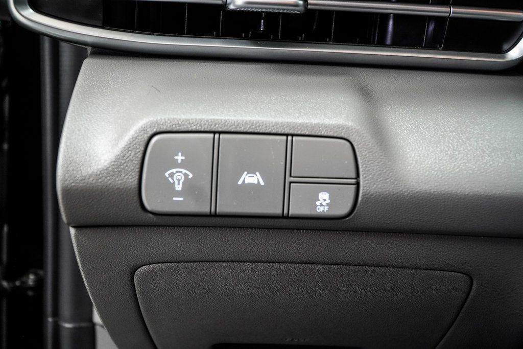 2023 Hyundai Elantra SEL photo 34
