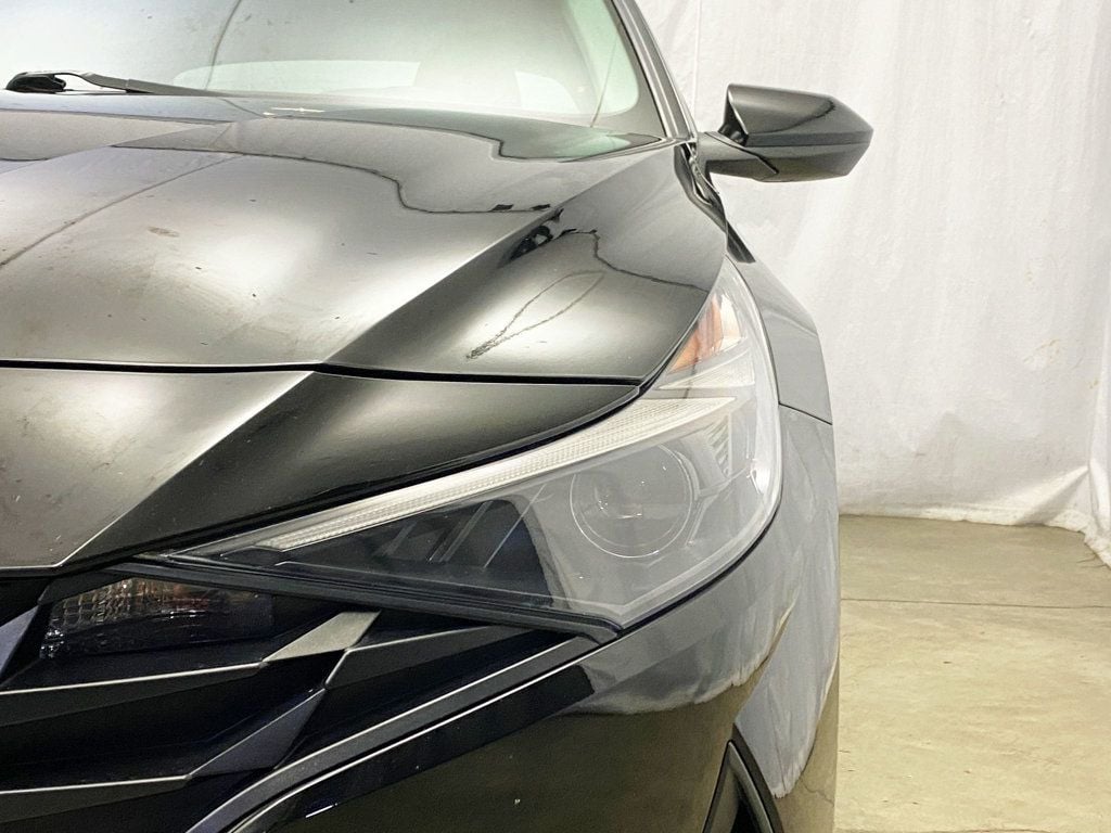 2023 Hyundai Elantra SEL IVT - 22934232 - 12