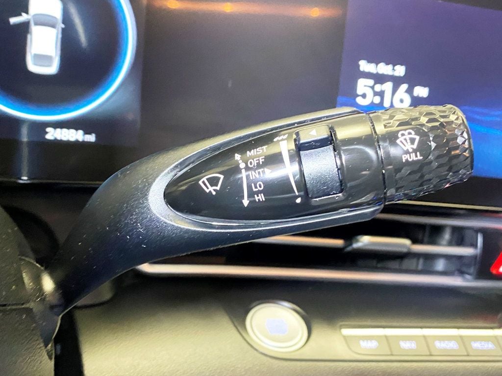 2023 Hyundai Elantra SEL IVT - 22934232 - 23