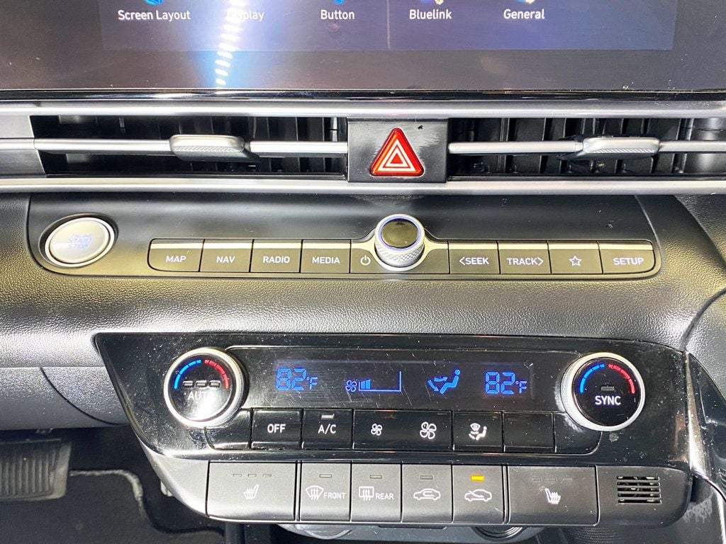 2023 Hyundai Elantra SEL IVT - 22934232 - 28