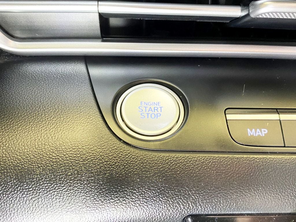 2023 Hyundai Elantra SEL IVT - 22934232 - 29