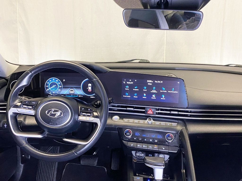 2023 Hyundai Elantra SEL IVT - 22934232 - 38