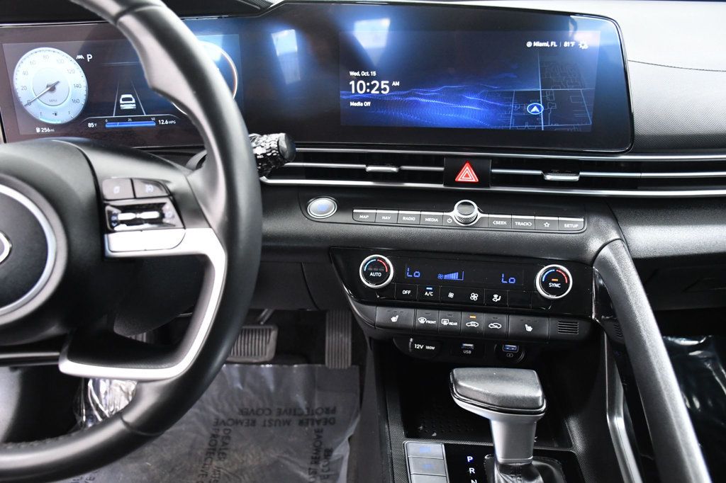 2023 Hyundai Elantra SEL IVT - 22933284 - 22