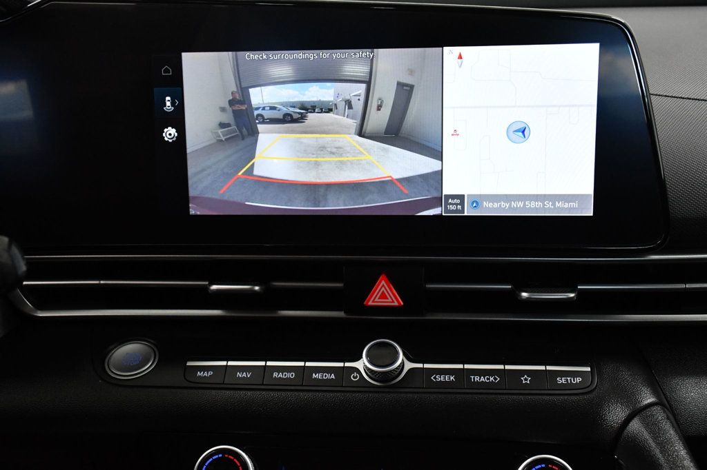 2023 Hyundai Elantra SEL IVT - 22933284 - 24