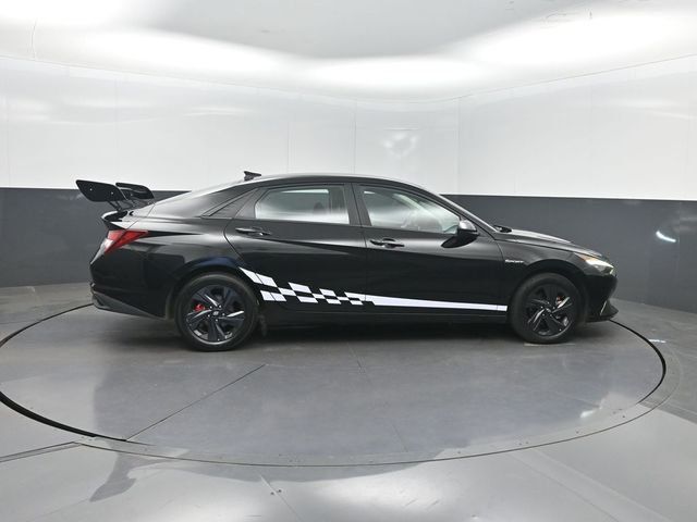 2023 Hyundai Elantra SEL IVT - 23024164 - 27