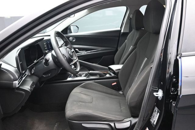 2023 Hyundai Elantra SEL IVT - 23024164 - 6
