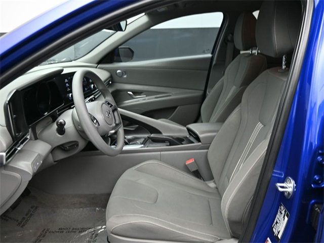 2023 Hyundai Elantra SEL IVT - 22965838 - 9