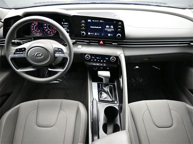2023 Hyundai Elantra SEL IVT - 22965838 - 15