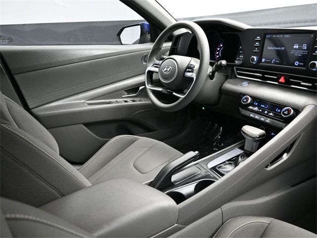 2023 Hyundai Elantra SEL IVT - 22965838 - 17