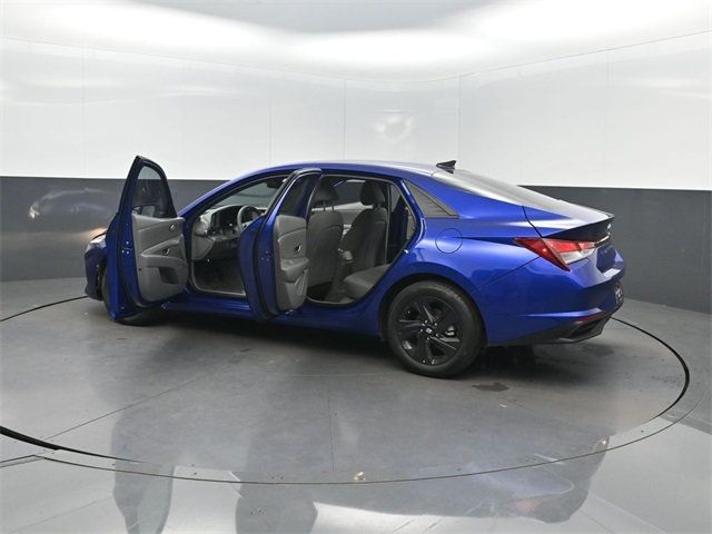 2023 Hyundai Elantra SEL IVT - 22965838 - 36