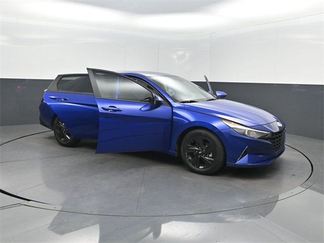 2023 Hyundai Elantra SEL IVT - 22965838 - 38