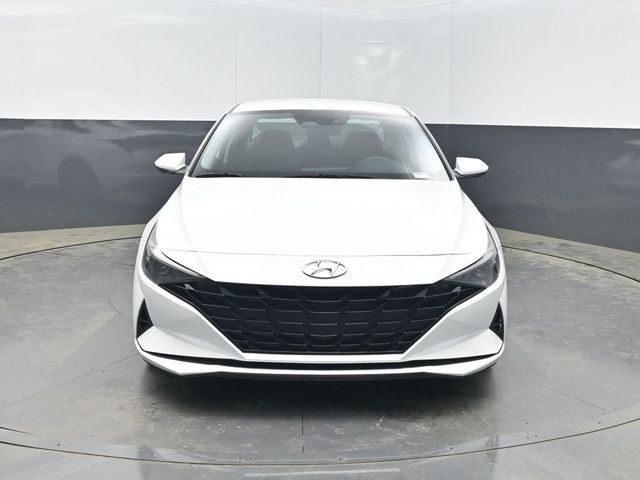 2023 Hyundai Elantra SEL IVT - 23003160 - 31