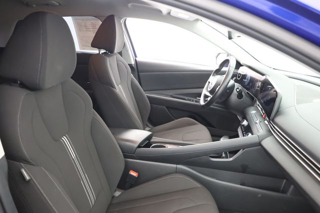 2023 Hyundai Elantra SEL IVT - 22937615 - 19