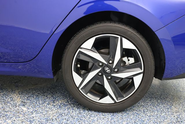 2023 Hyundai Elantra SEL IVT - 22937615 - 5