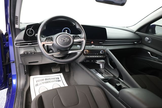 2023 Hyundai Elantra SEL IVT - 22937615 - 8