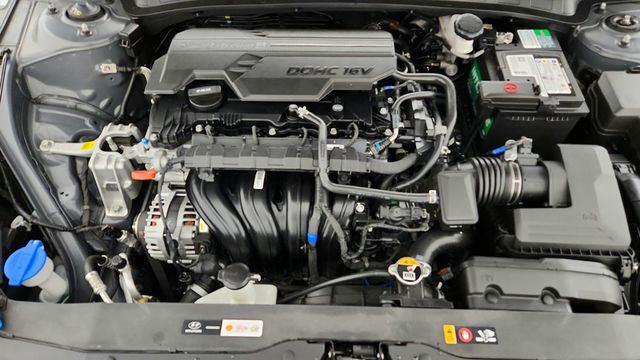 2023 Hyundai Elantra SEL IVT - 22941443 - 24