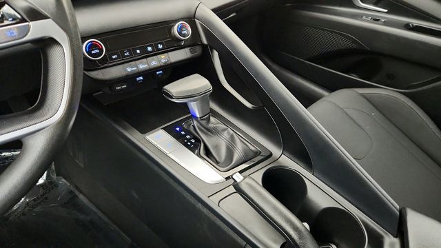 2023 Hyundai Elantra SEL IVT - 22942583 - 15