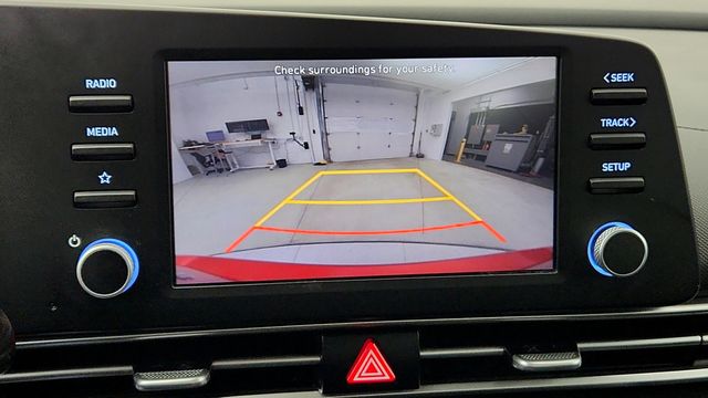 2023 Hyundai Elantra SEL IVT - 22942583 - 18