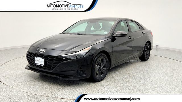 2023 Hyundai Elantra SEL IVT - 22966719 - 0