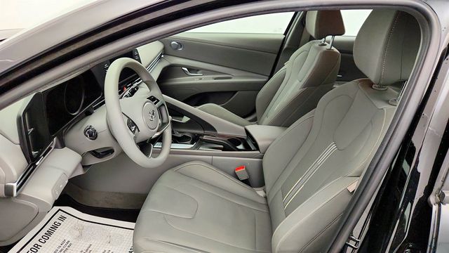 2023 Hyundai Elantra SEL IVT - 22966719 - 18