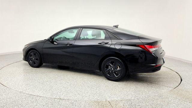 2023 Hyundai Elantra SEL IVT - 22966719 - 6
