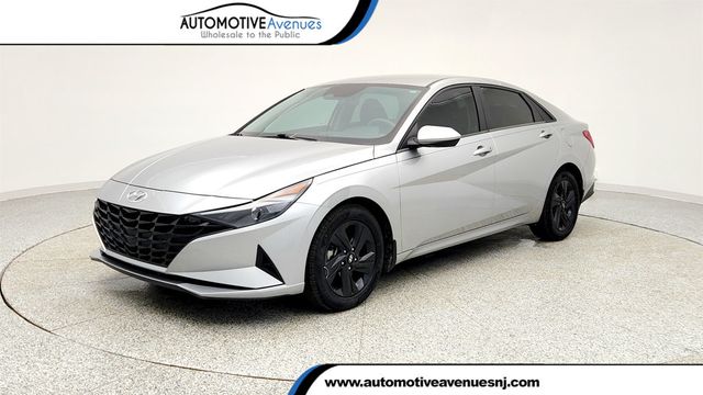 2023 Hyundai Elantra SEL IVT - 22975420 - 0