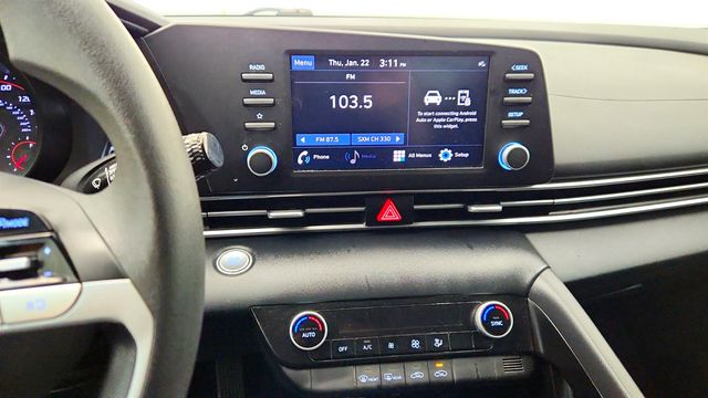 2023 Hyundai Elantra SEL IVT - 22975420 - 16