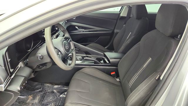 2023 Hyundai Elantra SEL IVT - 22975420 - 19