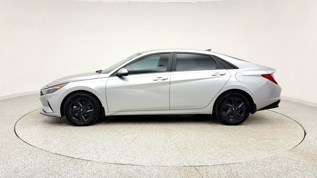 2023 Hyundai Elantra SEL IVT - 22975420 - 7