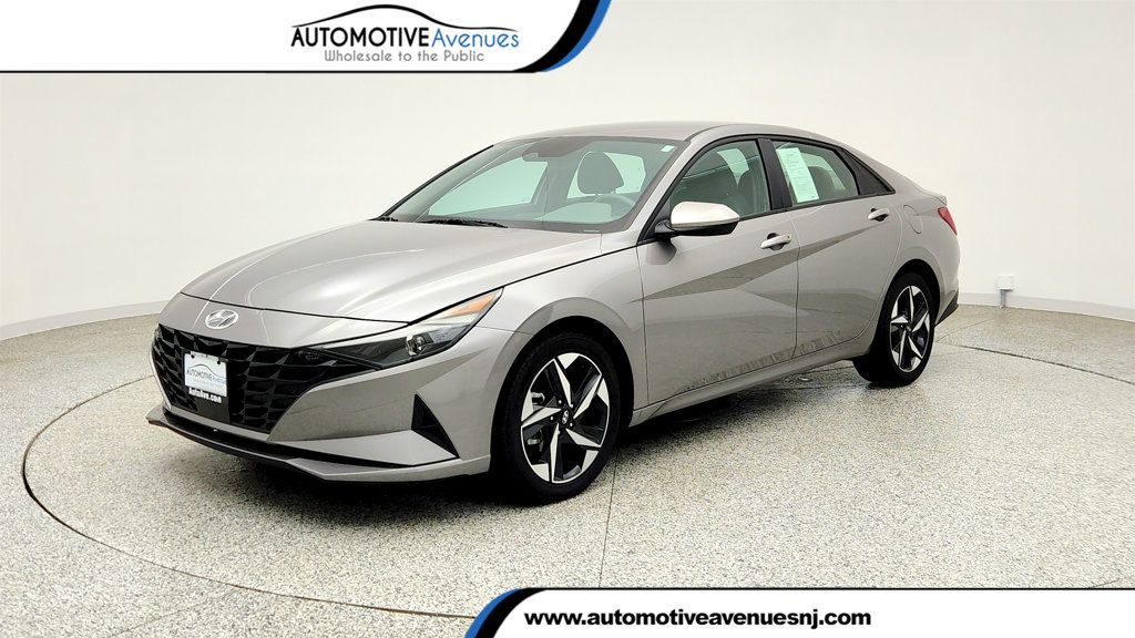 2023 Hyundai Elantra SEL IVT - 23044036 | Video 1