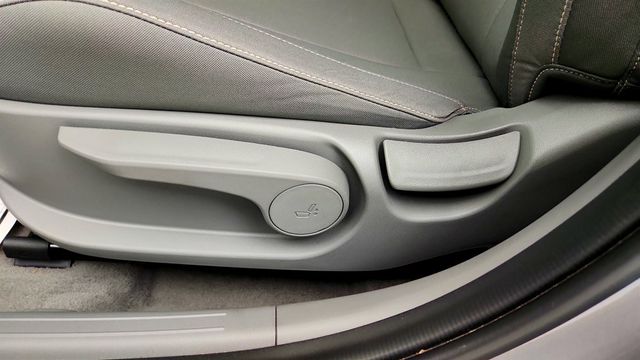2023 Hyundai Elantra SEL IVT - 23044036 - 10