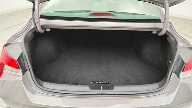2023 Hyundai Elantra SEL IVT - 23044036 - 21