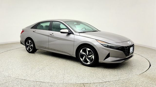2023 Hyundai Elantra SEL IVT - 23044036 - 2